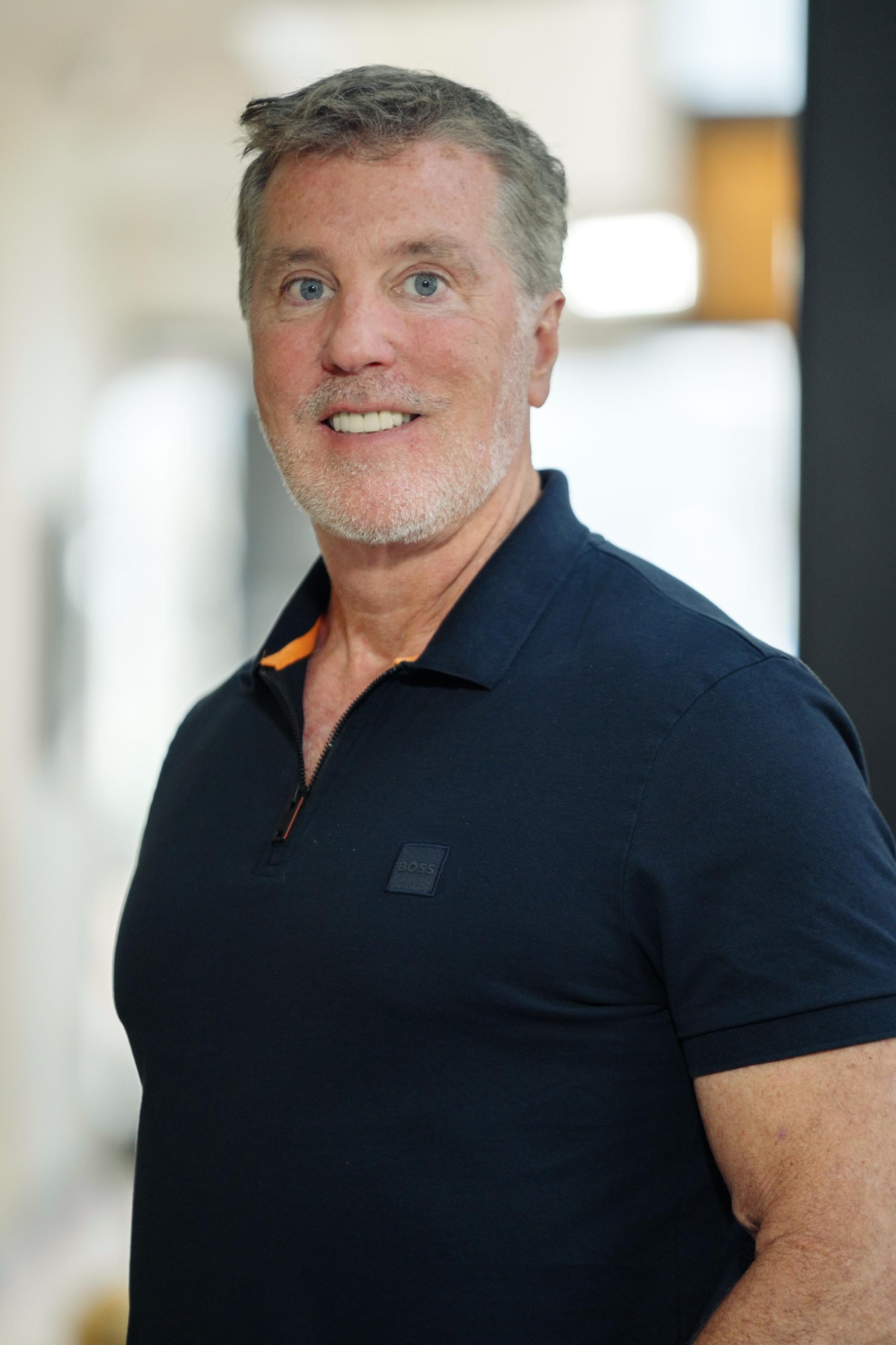 Amazon books, wall street journal, best seller, satisfaction guarantee, get your satisfaction,Satisfied Life with Alex Peykoff, rich on paper poor in life, permission slip, the deep return, private coaching, trusted advisor, business coach, multi billionaire, Niagara bottling, tim storey, ron browning, danica vorkapich pattron, david meltzer, 